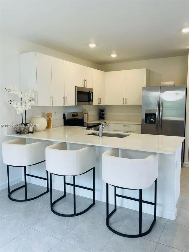 5 of 20 - 5000 Sw 37th Street, Pembroke Park, FL