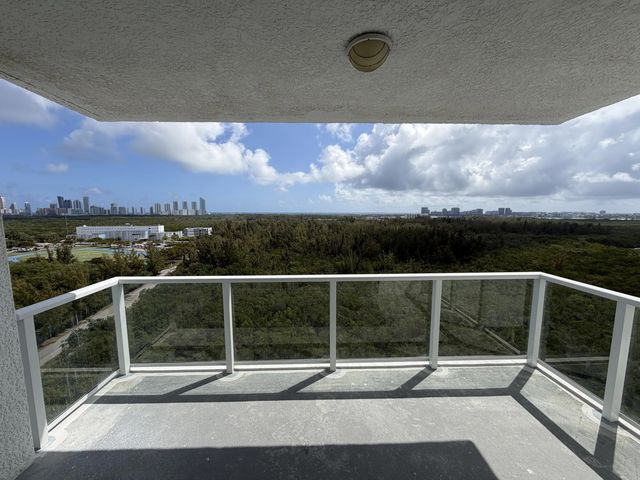 4 of 29 - 15051 Royal Oaks Lane #1603, North Miami, FL