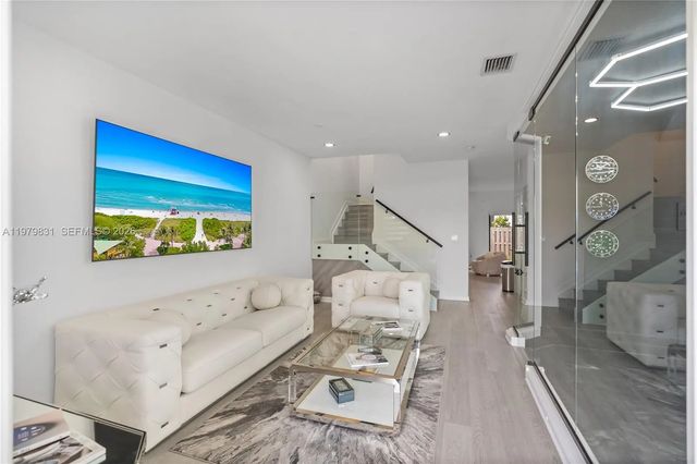 4 of 40 - 28500 Sw 133rd Path, Homestead, FL