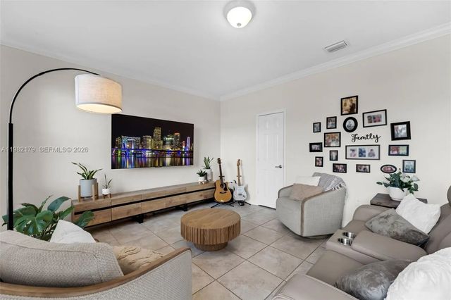 3 of 39 - 11307 Sw 238th Street, Homestead, FL