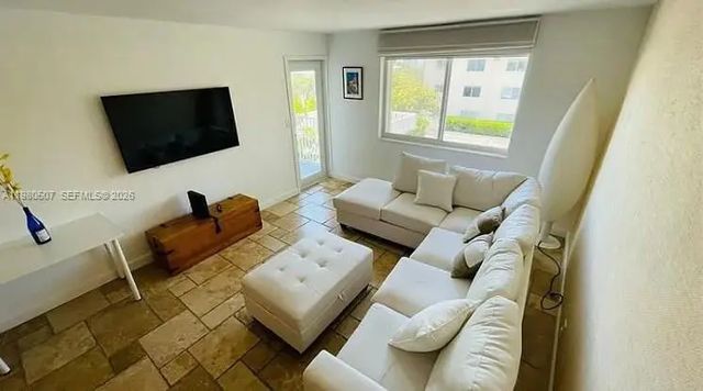 5 of 10 - 240 Galen Drive #314, Key Biscayne, FL