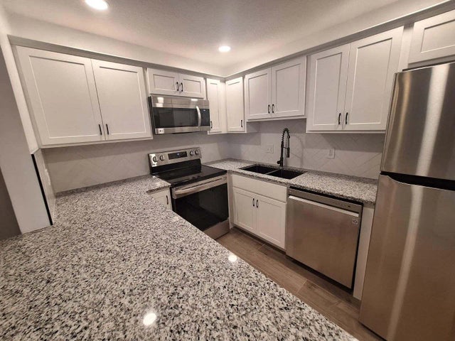 Photo of Listing #B26001283