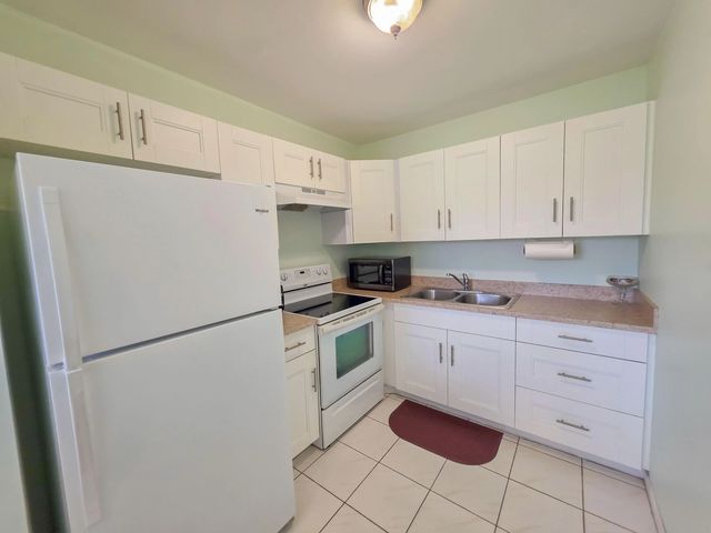 3 of 22 - 291 Norwich M, West Palm Beach, FL