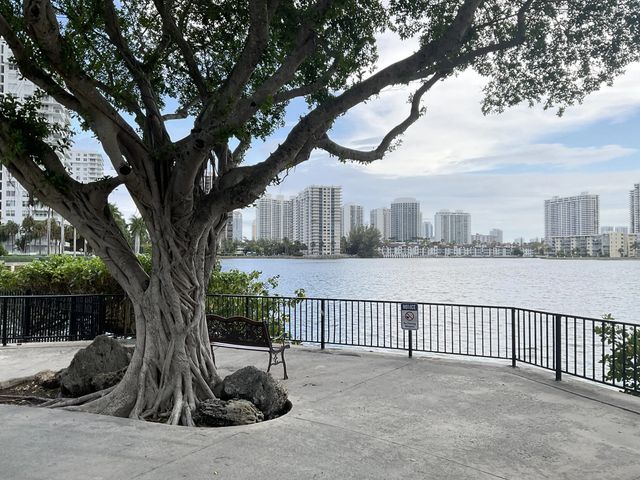 5 of 46 - 2780 Ne 183rd Street #716, Aventura, FL