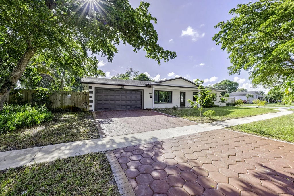 776 Nw 48th Avenue, Plantation