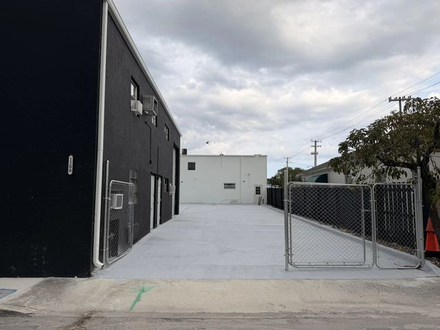 5 of 63 - 1200 Clare Avenue, West Palm Beach, FL
