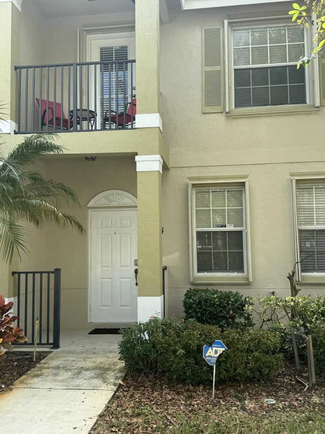 Photo of Listing #B26001473