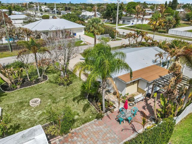 3 of 50 - 1180 Ne Crescent Street, Jensen Beach, FL