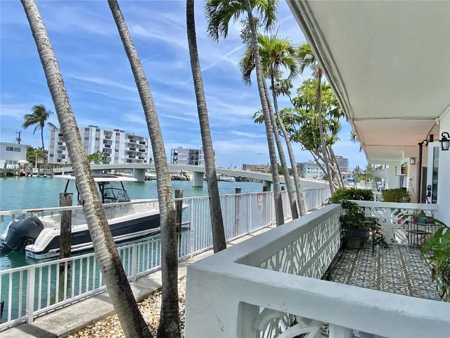 8040 Tatum Waterway Drive #5, Miami Beach