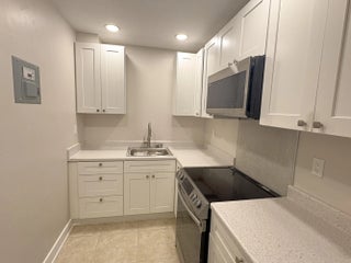 Photo of Listing #B26003200