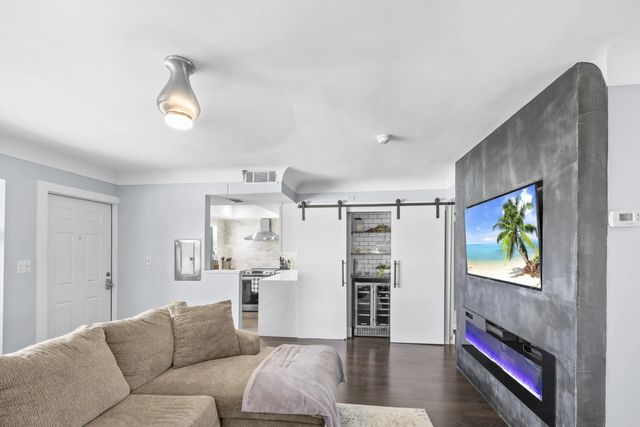 4 of 26 - 535 Hendricks Isle #302, Fort Lauderdale, FL