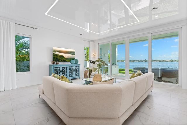 4 of 81 - 100 Water Club Court N, North Palm Beach, FL