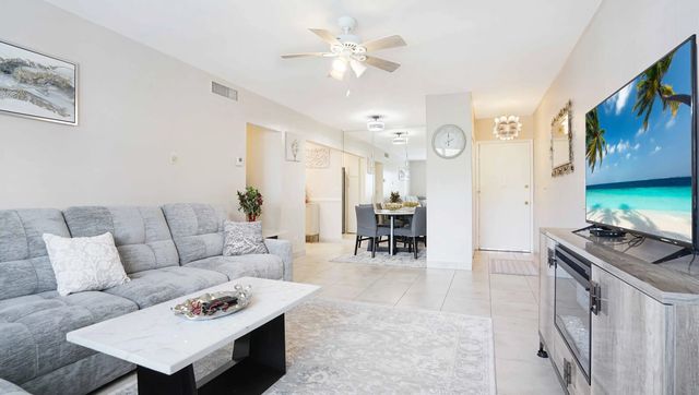 3 of 23 - 400 S Cypress Road #428, Pompano Beach, FL