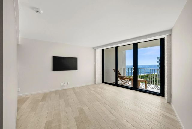5 of 21 - 3360 S Ocean Boulevard #5f-i, Palm Beach, FL