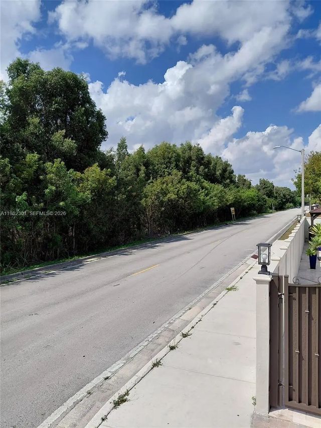 4 of 11 - 168xx 45th Street, Miami, FL