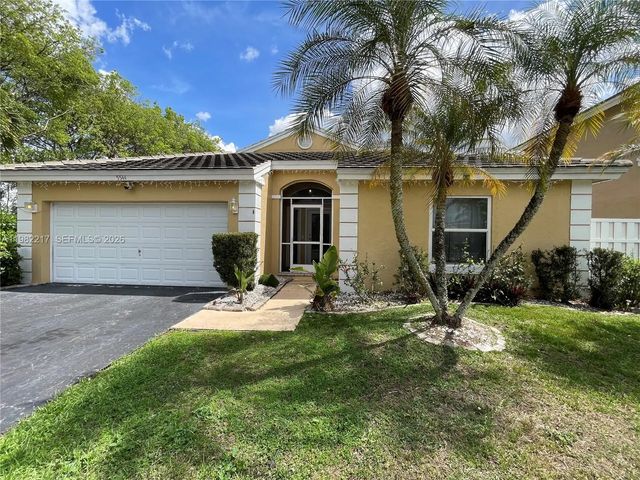 5544 Nw 54th Circle, Coconut Creek