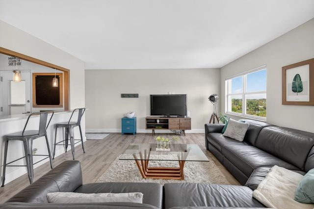 5 of 45 - 2555 Ne 11th Street #609, Fort Lauderdale, FL