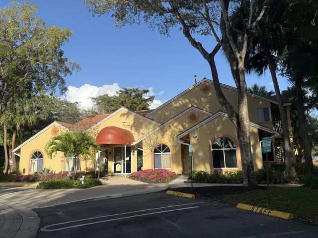 902 Coral Club Drive #902, Coral Springs