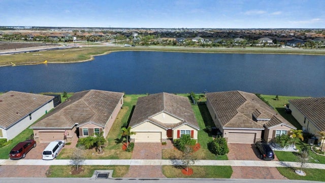 Photo of Listing #B26006244