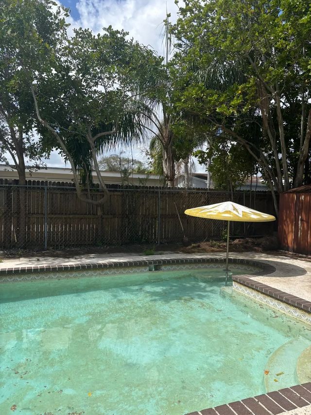 4 of 6 - 209 Nw 79th Terrace, Margate, FL