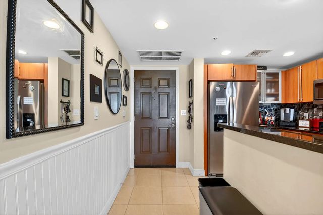 4 of 51 - 610 Clematis Street #608, West Palm Beach, FL