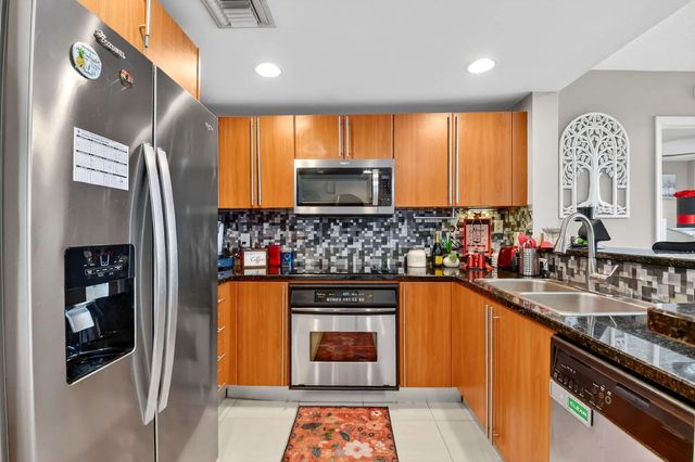 5 of 51 - 610 Clematis Street #608, West Palm Beach, FL