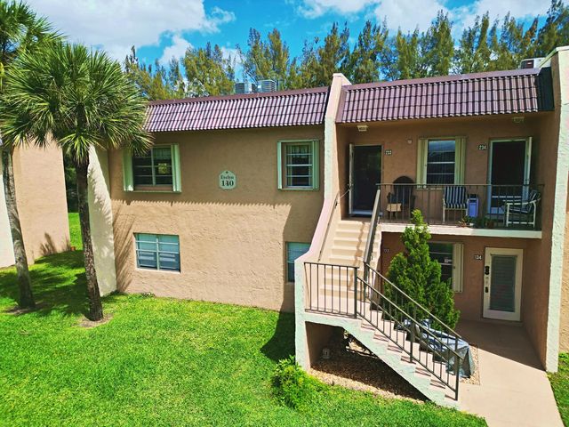 140 Lake Meryl Drive #apt 233, West Palm Beach