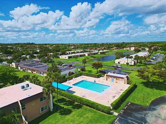 5 of 34 - 140 Lake Meryl Drive #apt 233, West Palm Beach, FL