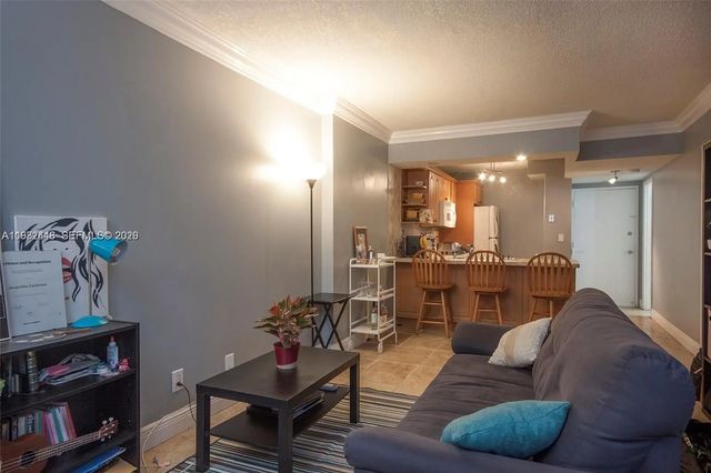1455 N Treasure Drive #5e, North Bay Village