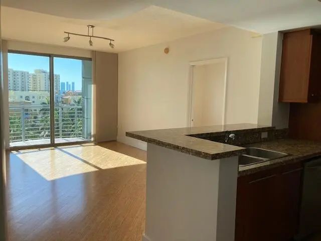 110 Washington Avenue #1717, Miami Beach