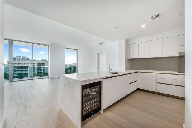 4 of 21 - 9201 E Bay Harbor Drive #710, Bay Harbor Islands, FL