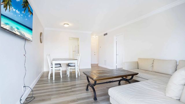 5 of 28 - 330 S Cypress Road #625, Pompano Beach, FL