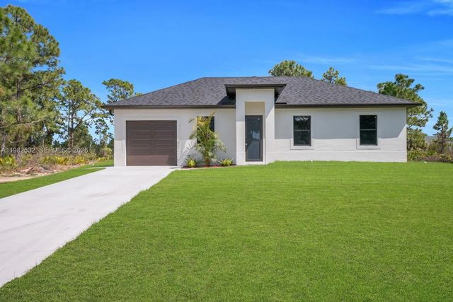 2 of 32 - 635 Summit Avenue S, Lehigh Acres, FL