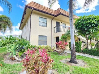 Photo of Listing #B26001709