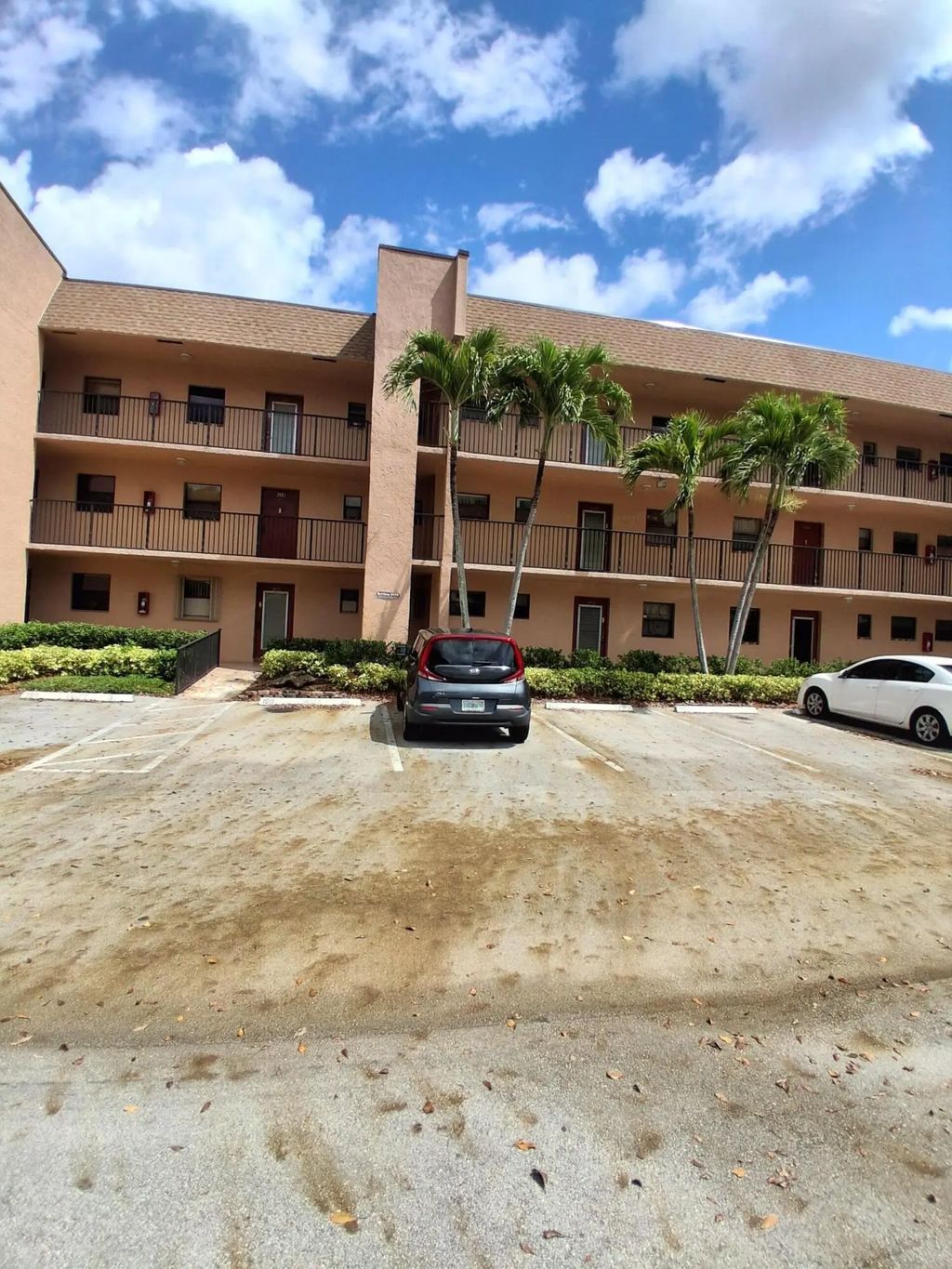 10303 Sunrise Lakes Boulevard #103, Sunrise