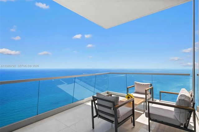 4 of 22 - 18501 Collins Avenue #4304, Sunny Isles Beach, FL