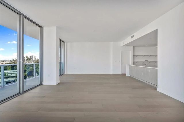 4 of 25 - 9201 E Bay Harbor Drive #702, Bay Harbor Islands, FL