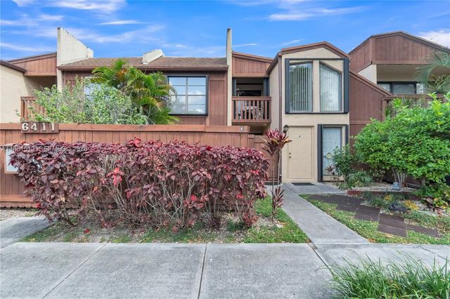 2 of 22 - 6411 Sw 116th Court #e, Miami, FL