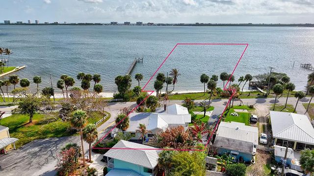 3 of 75 - 4490 Ne Indian River Drive, Jensen Beach, FL