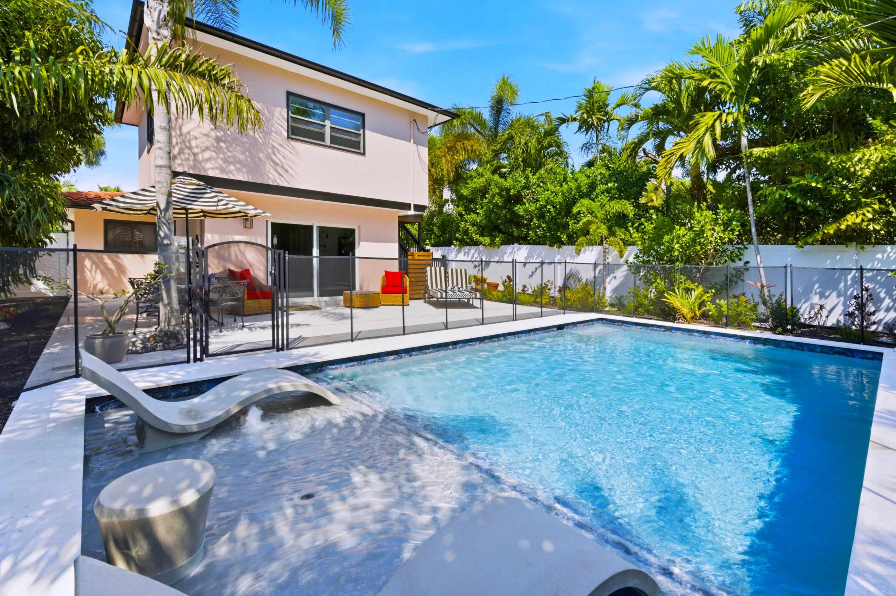 702 S Atlantic Drive, Lantana, FL, 33462