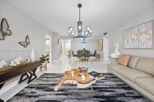 3 of 21 - 3731 N Country Club Drive #521, Aventura, FL