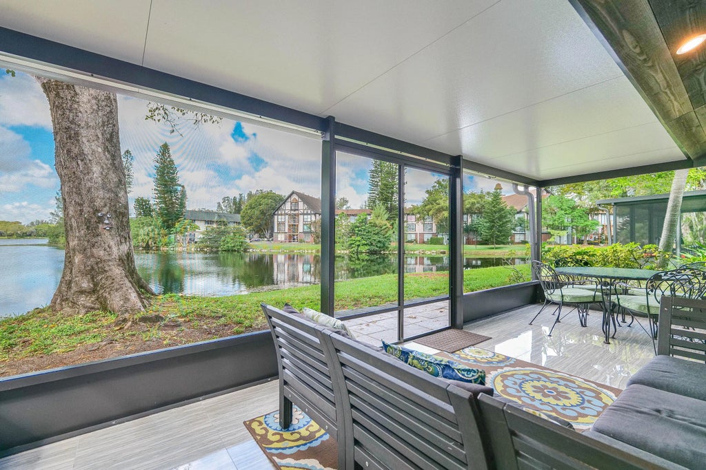 5535 Constant Spring Terrace #216, Lauderhill