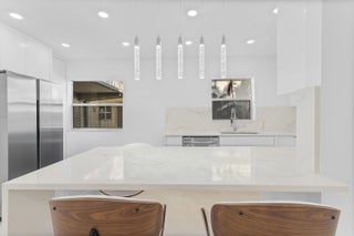 Photo of Listing #B26003473