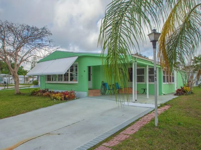 2 of 46 - 68 W Caribbean, Port St. Lucie, FL