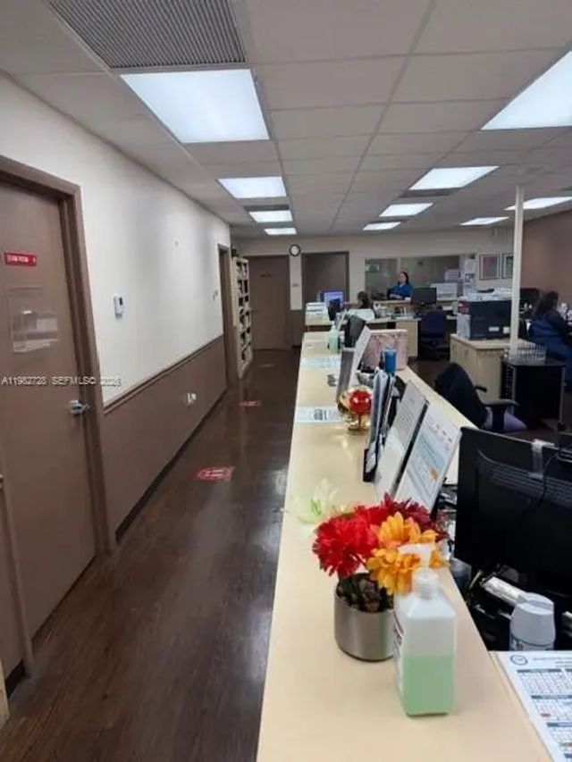 5 of 13 - 10300 Sw 72nd Street #221, Miami, FL