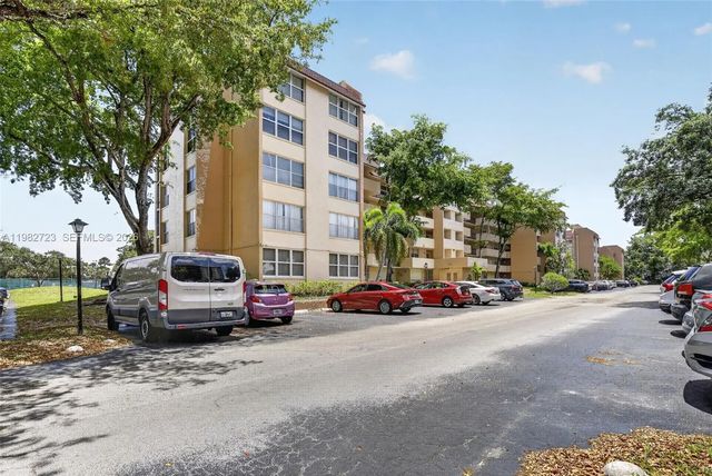 3 of 48 - 3751 Environ Boulevard #141, Lauderhill, FL
