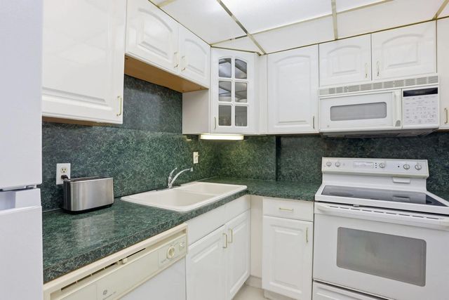 4 of 45 - 2000 S Ocean Boulevard #2l, Pompano Beach, FL