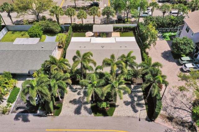 4 of 80 - 2610 Ne 10th Terrace #2608-2610, Wilton Manors, FL