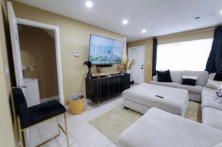 Photo of Listing #B26002269