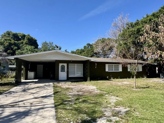 2110 Cortez Boulevard, Fort Pierce